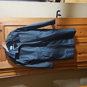 EUC long green Columbia jacket size Small